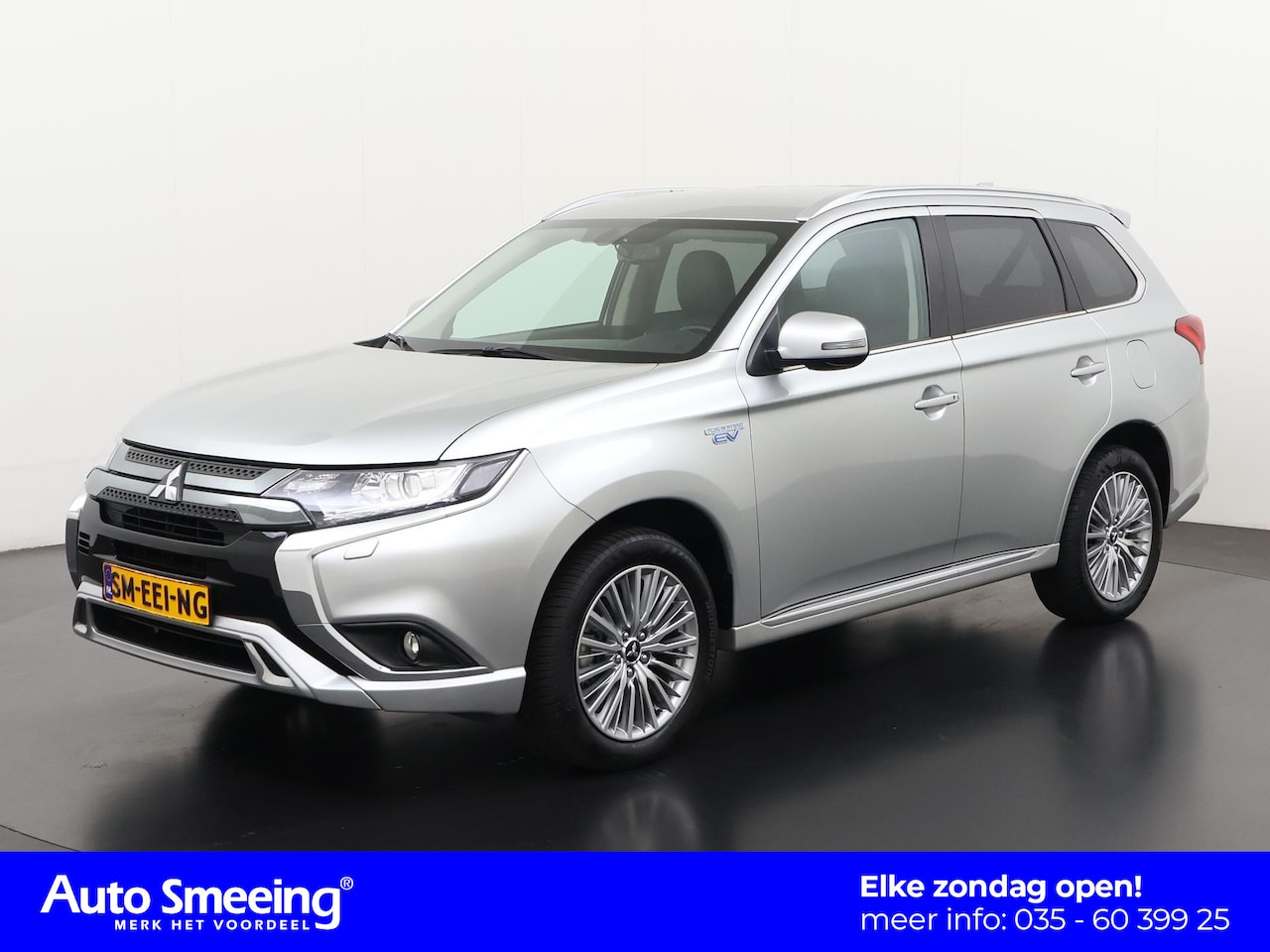 Mitsubishi Outlander - 2.4 PHEV Intense S | Leder/Alcantara | Elektr stoelbediening | Camera  | Zondag Open! - AutoWereld.nl