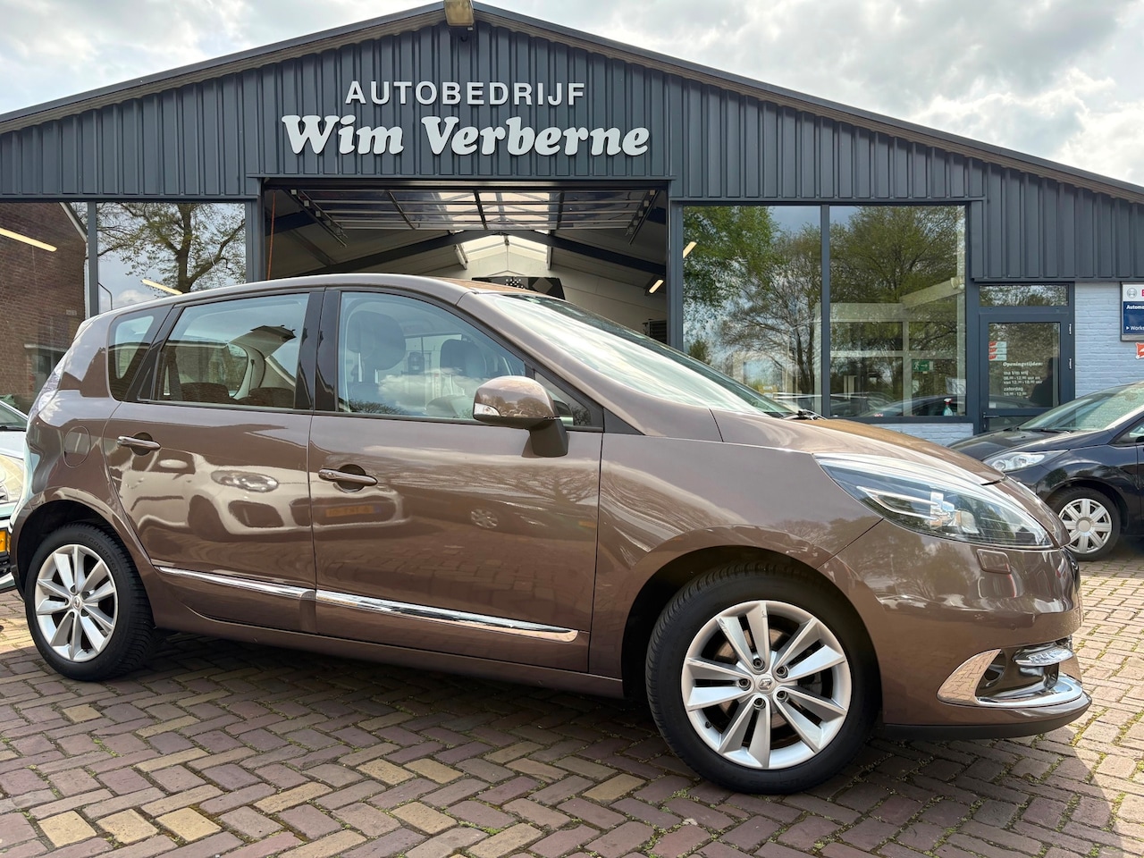 Renault Scénic - 2.0 Privilege Automaat - AutoWereld.nl