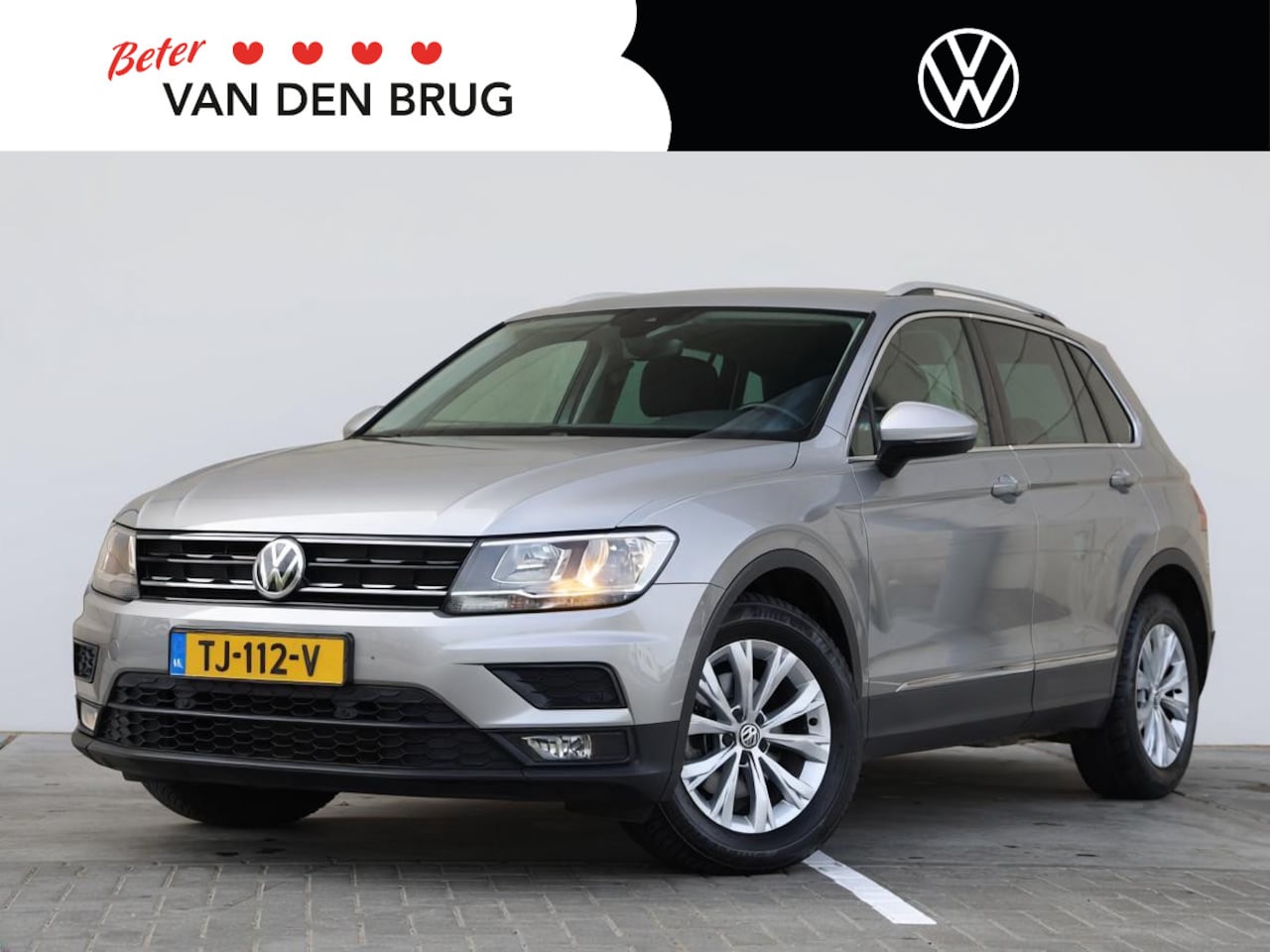 Volkswagen Tiguan - 1.4 TSI Comfortline 125 pk | Trekhaak | Navigatie | Adaptieve Cruise control | Climate con - AutoWereld.nl