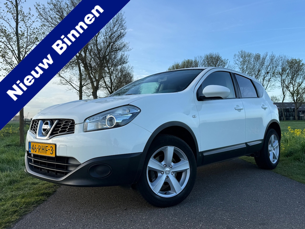 Nissan Qashqai - 1.6 Visia | Camera | Navi | Clima | 16" Velgen | PDC | Cruise | BT/AUX/USB | Goed Onderhou - AutoWereld.nl