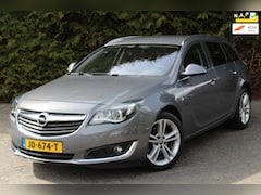 Opel Insignia Sports Tourer - 1.6 T Business+ 170PK | Lederen bekleding | Stoel/Stuurverwarming | Navigatie | Parkeersen