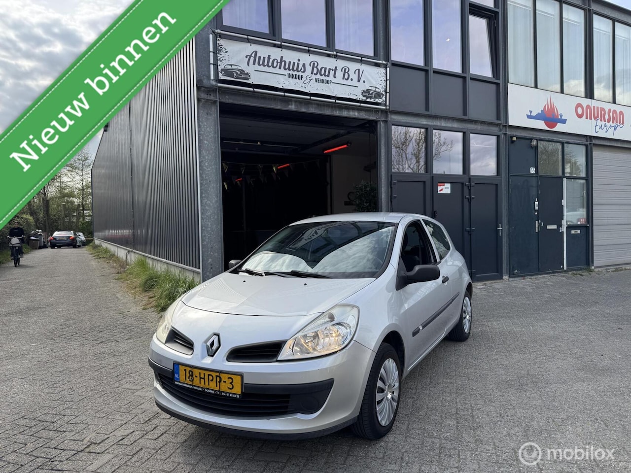 Renault Clio - 1.2-16V Authentique Airco! Nieuwe APK! NAP Logisch! - AutoWereld.nl