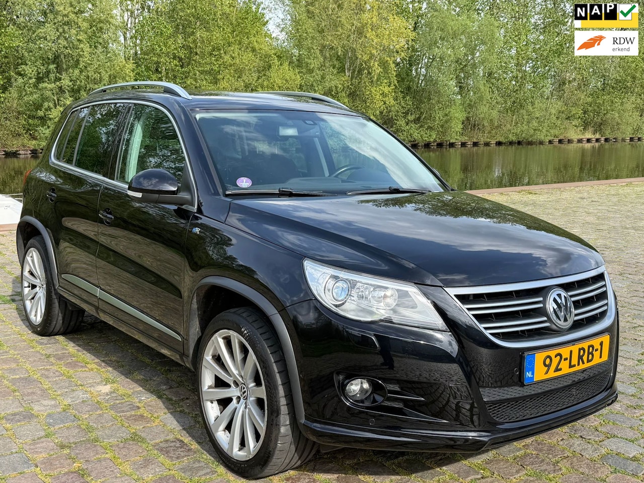Volkswagen Tiguan - 1.4 TSI Sport&Style 2e eigenaar dealer onderhouden airco cruis control trekhaak - AutoWereld.nl