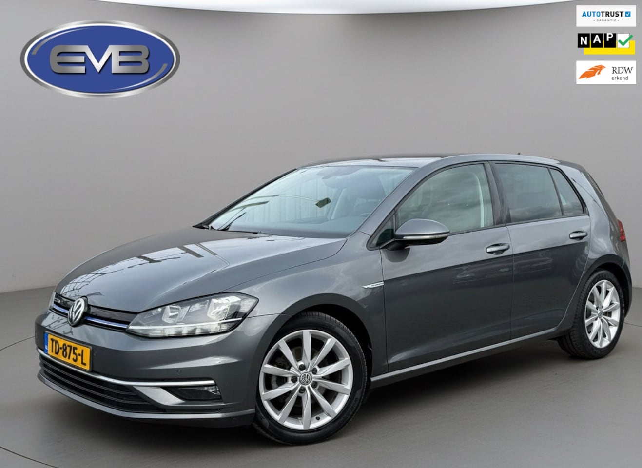 Volkswagen Golf - 7.5 1.5 TSI AUTOMAAT Highline, digitaal cockpit, groot navigatie, vele opties, NL auto met - AutoWereld.nl