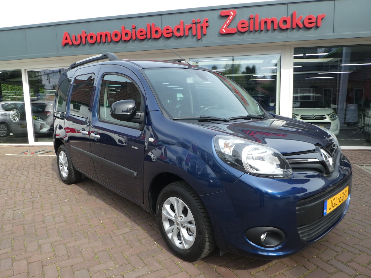 Renault Kangoo Family - 1.2 TCe Limited - AutoWereld.nl