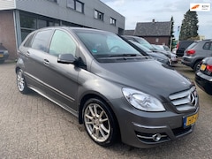 Mercedes-Benz B-klasse - 170 2008 € 2250.- 1 JAAR APK ZO MEE