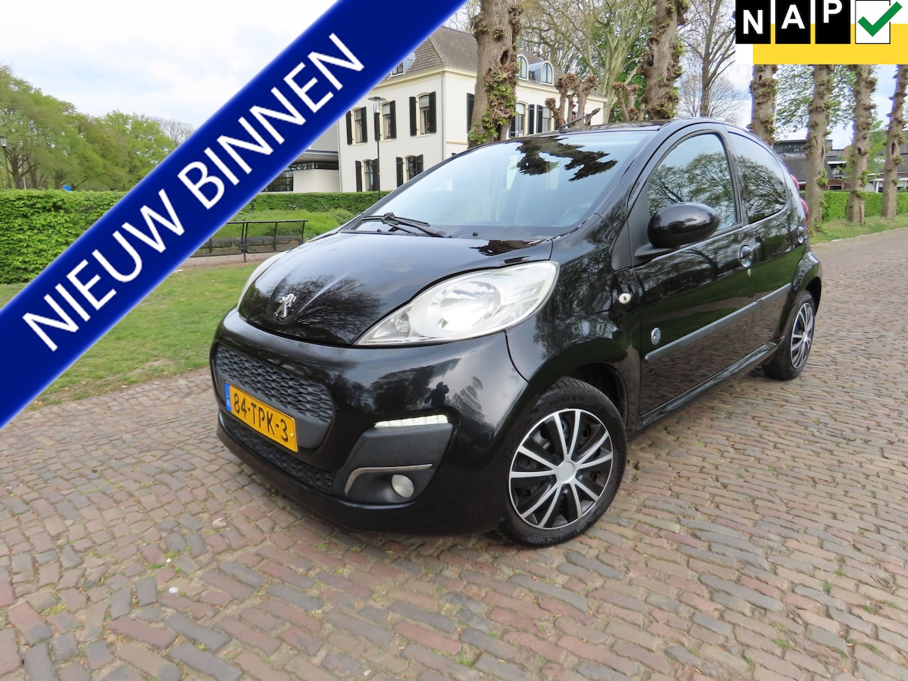 Peugeot 107 - 1.0 Envy Airco Toerenteller 5 Drs Isofix Stuurbekrachtiging ***Zuinige Auto*** - AutoWereld.nl