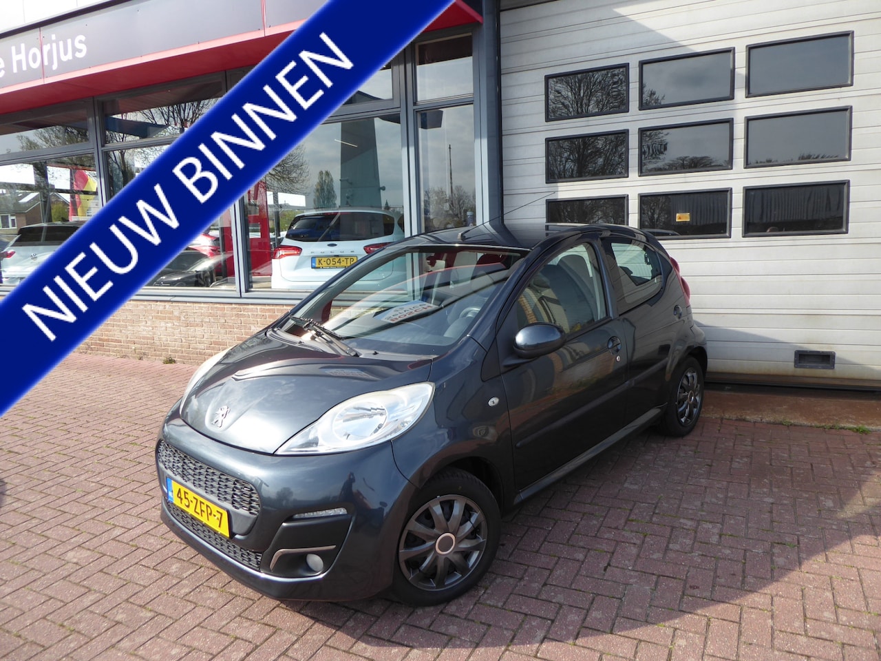 Peugeot 107 - 1.0 Active okt-2012 AIRCO, CPV, EL.RMN, 5DRS, LED!! - AutoWereld.nl