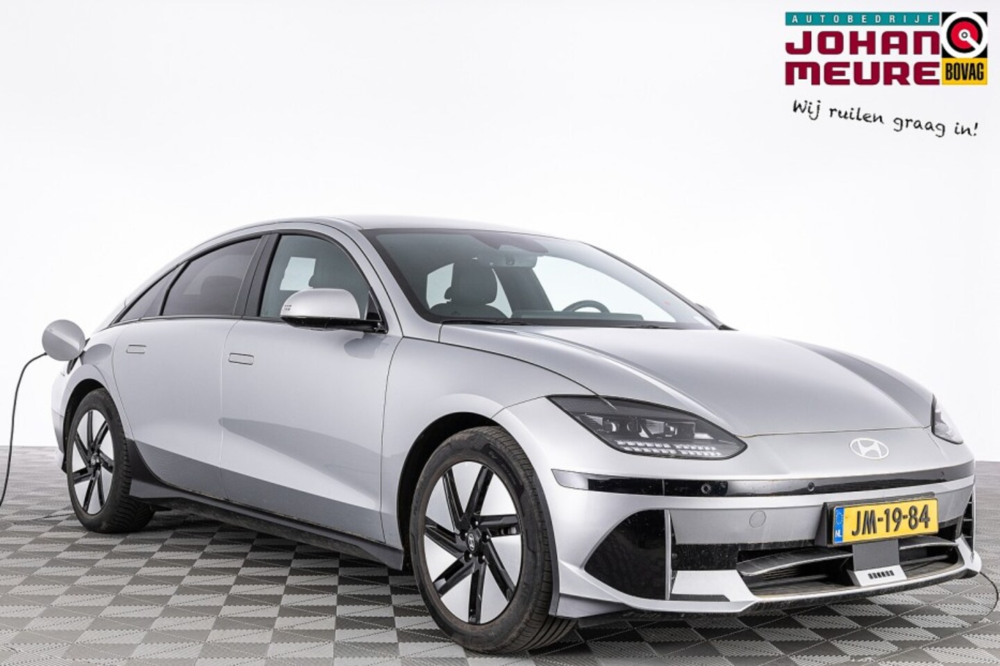 Hyundai IONIQ 6 - Lounge 77.4 kWh *SOH 100%* LEDER | FULL LED | Camera . - AutoWereld.nl