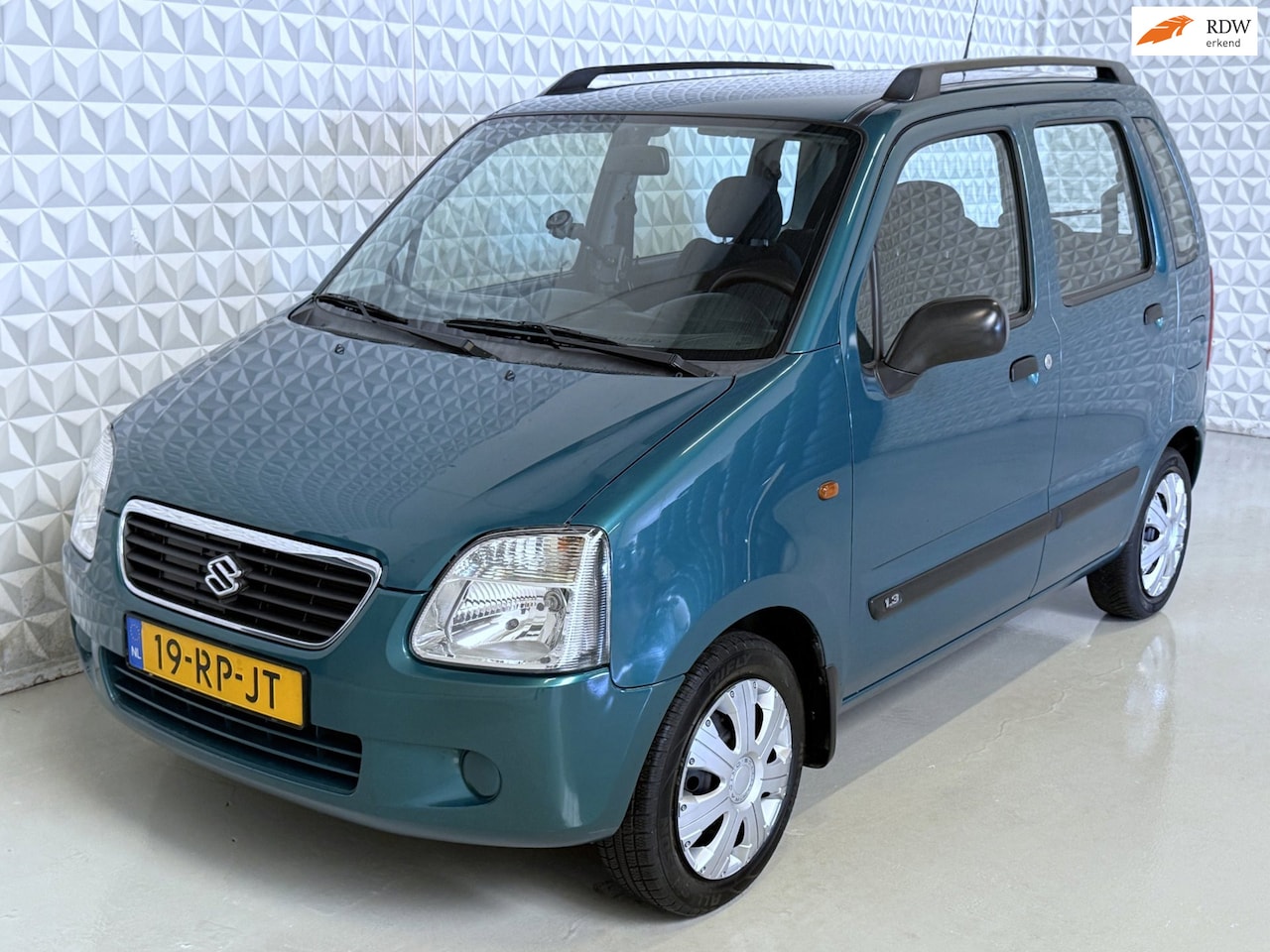 Suzuki Wagon R+ - 1.3 in goede staat! AIRCO / 154.000km (2003) - AutoWereld.nl