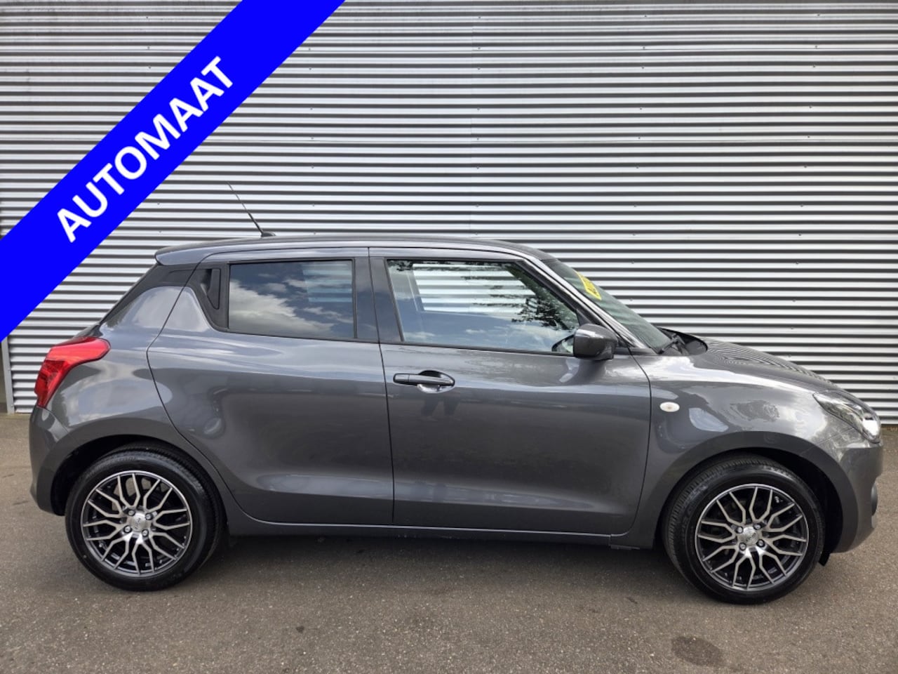 Suzuki Swift - 1.2 Select SmartHyb. AUTOMAAT - AutoWereld.nl