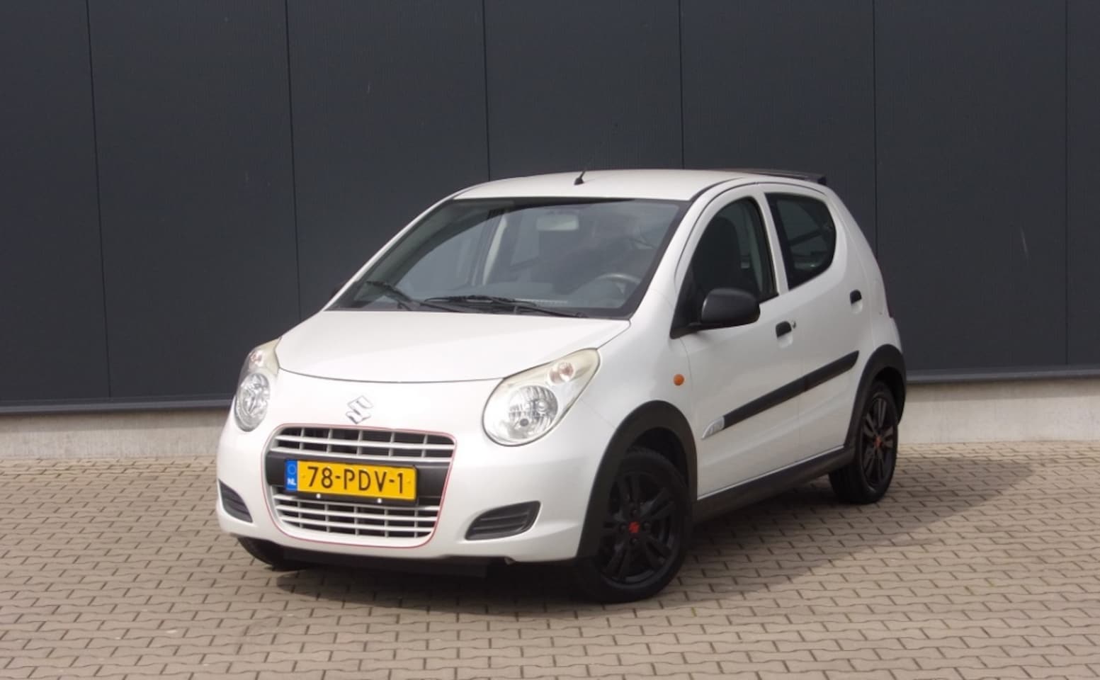 Suzuki Alto - 1.0 Comfort | Sportieve uitvoering | Airco | NL auto - AutoWereld.nl