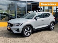 Volvo XC40 - 2.0 B3 Essential Edition - camera - navi - apple/andr - 19 LM - stoel/stuurverw