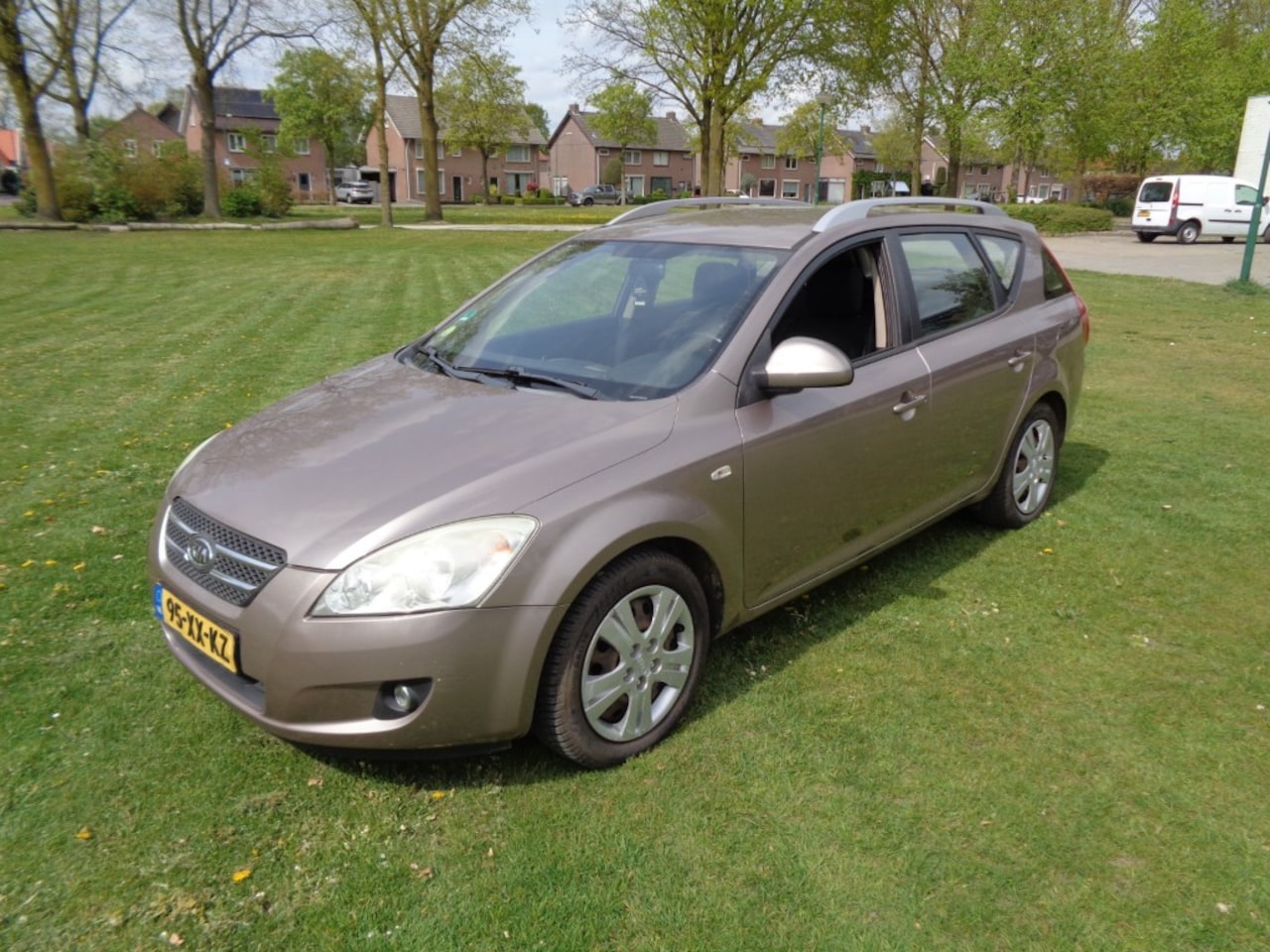 KIA CEE D