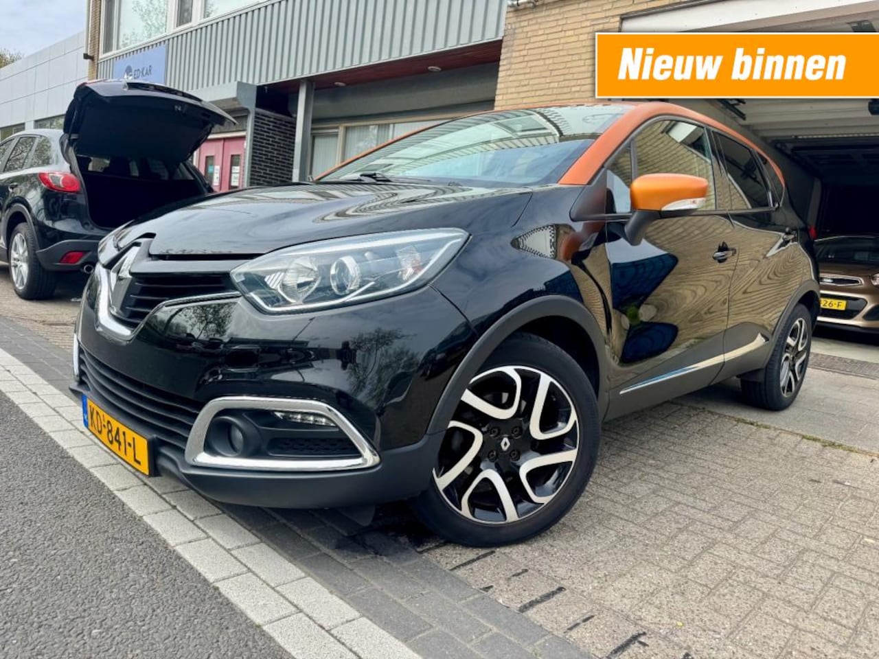 Renault Captur - 1.2 TCe Dynamique NAVI CAMERA KEYLESS ZEER NETTE AUTO APK 3-2027 - AutoWereld.nl