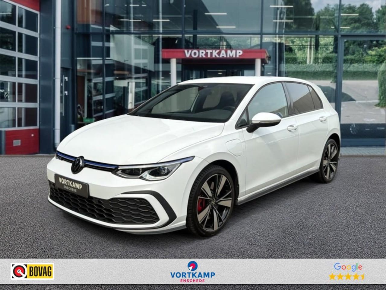 Volkswagen Golf - 1.4 TSI GTE CAMERA/ACC/IQ-LIGHTS/STOEL+STUURVERW/NAVI/CARPLAY - AutoWereld.nl