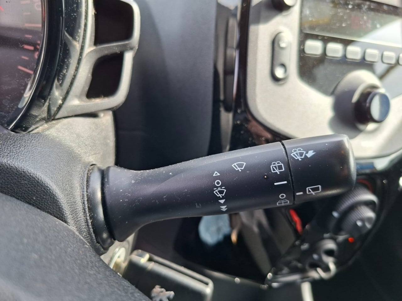 Peugeot 108 - 1.0 e-VTi Style RADIO DAB/AIRCO/CRUISE/ELEC.RAMEN VOOR/CV/ELEC.SPIECELS