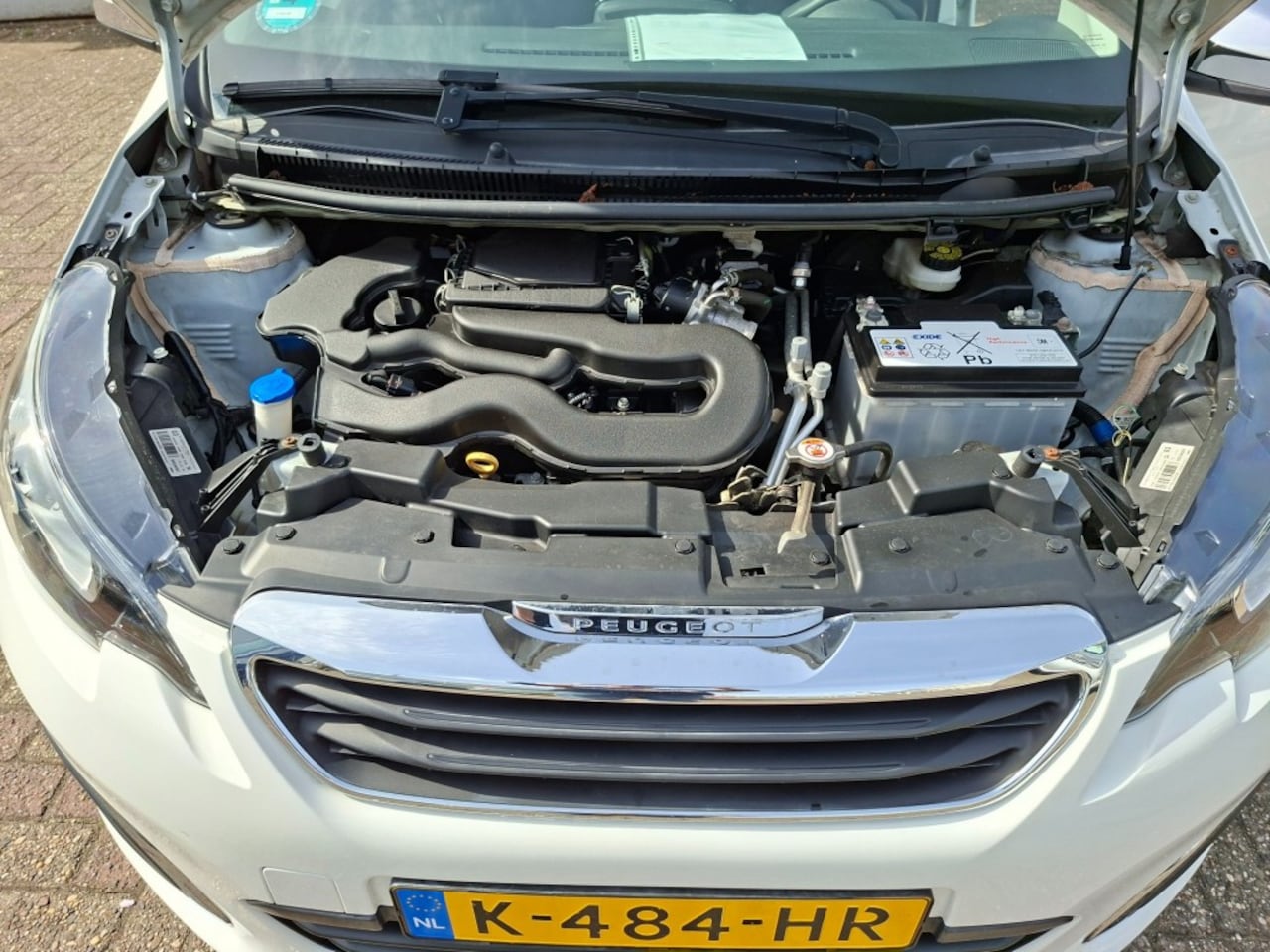 Peugeot 108 - 1.0 e-VTi Style RADIO DAB/AIRCO/CRUISE/ELEC.RAMEN VOOR/CV/ELEC.SPIECELS