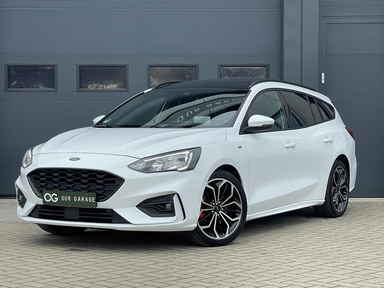 Ford Focus Wagon - 1.0 EcoBoost ST-Line|Pano|B&O|Head-Up|18" - AutoWereld.nl