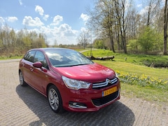 Citroën C4 - 1.6 THP Exclusive Citroën C4 1.6 THP Exclusive EGS automaat met turbo – Luxe, comfort en soepel rijgedrag