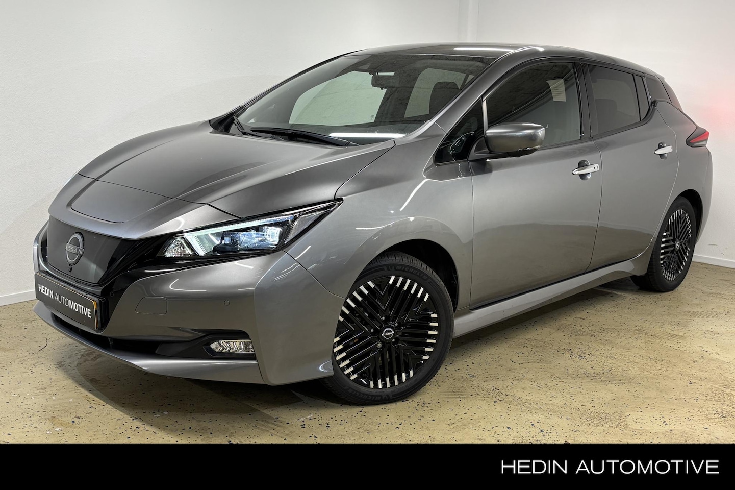 Nissan LEAF - Tekna 40 kWh SoH 100% - AutoWereld.nl