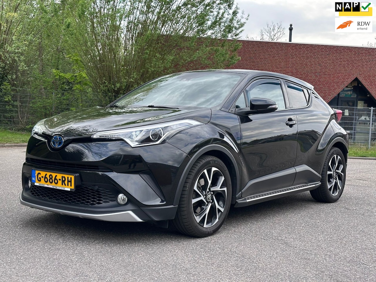Toyota C-HR - 1.8 Hybrid Dynamic Camera*Trekhaak*Navigatie*Cruise*Cllima*LM velgen*Parkeersensoren* - AutoWereld.nl