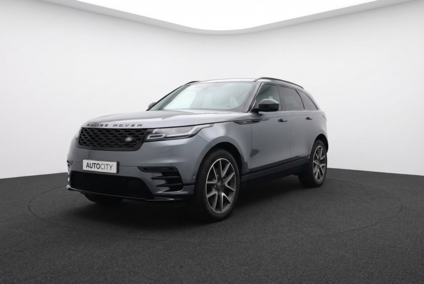Land Rover Range Rover Velar - P400e PHEV R-Dynamic SE Pano | Leder | Meridian Sound - AutoWereld.nl