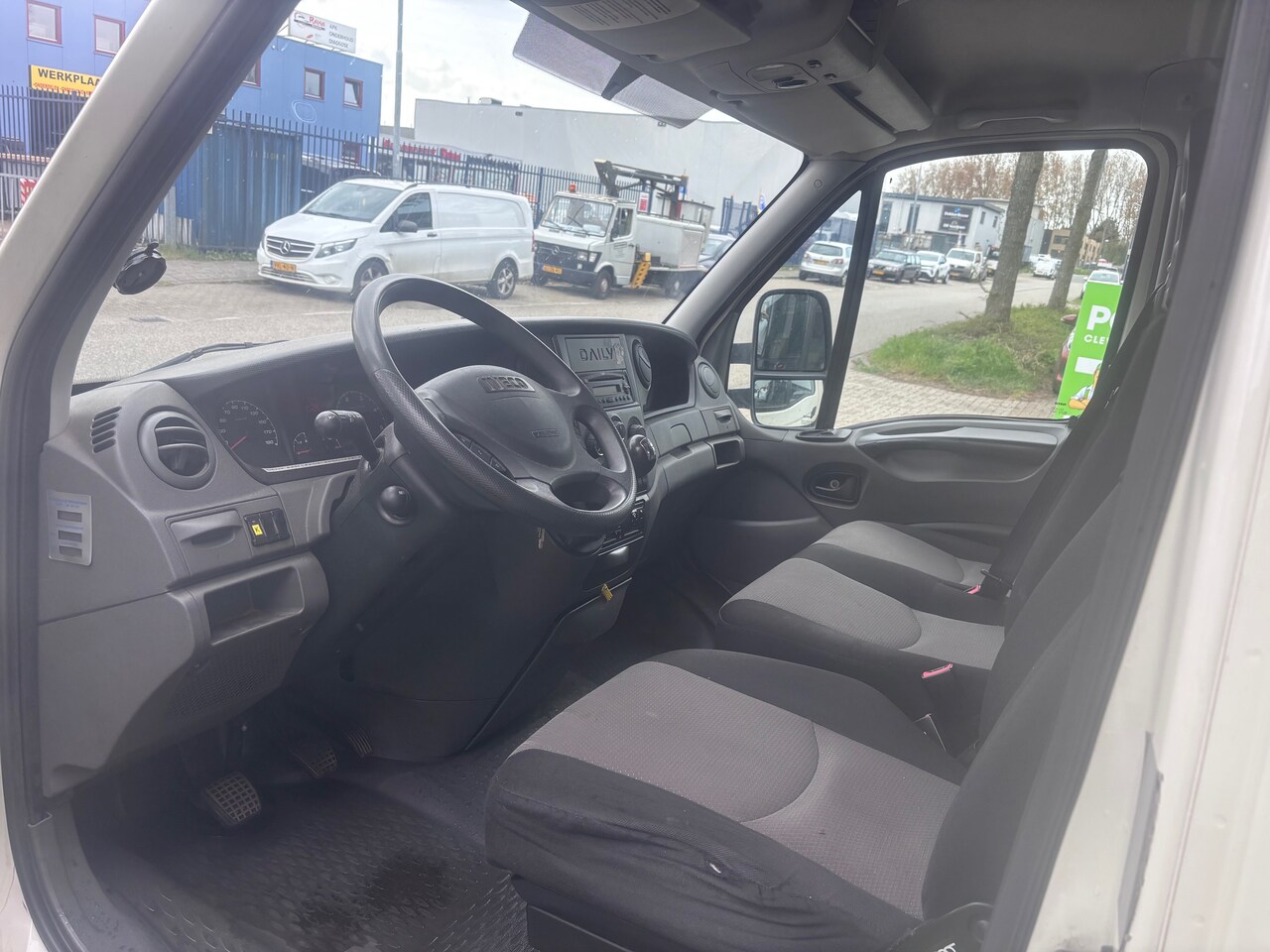 Iveco Daily - 35 C 17 375 Bakwagen met laadklep 3.0 TD 170 pk Trekhaak
