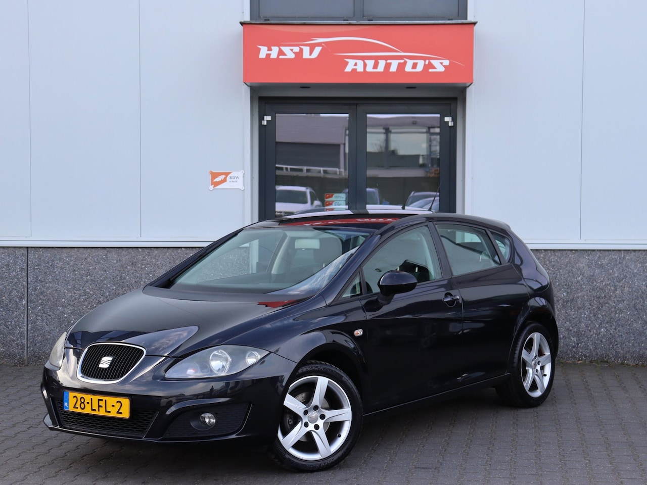SEAT Leon - 1.6 Hattrick airco LM 4-deurs org NL - AutoWereld.nl