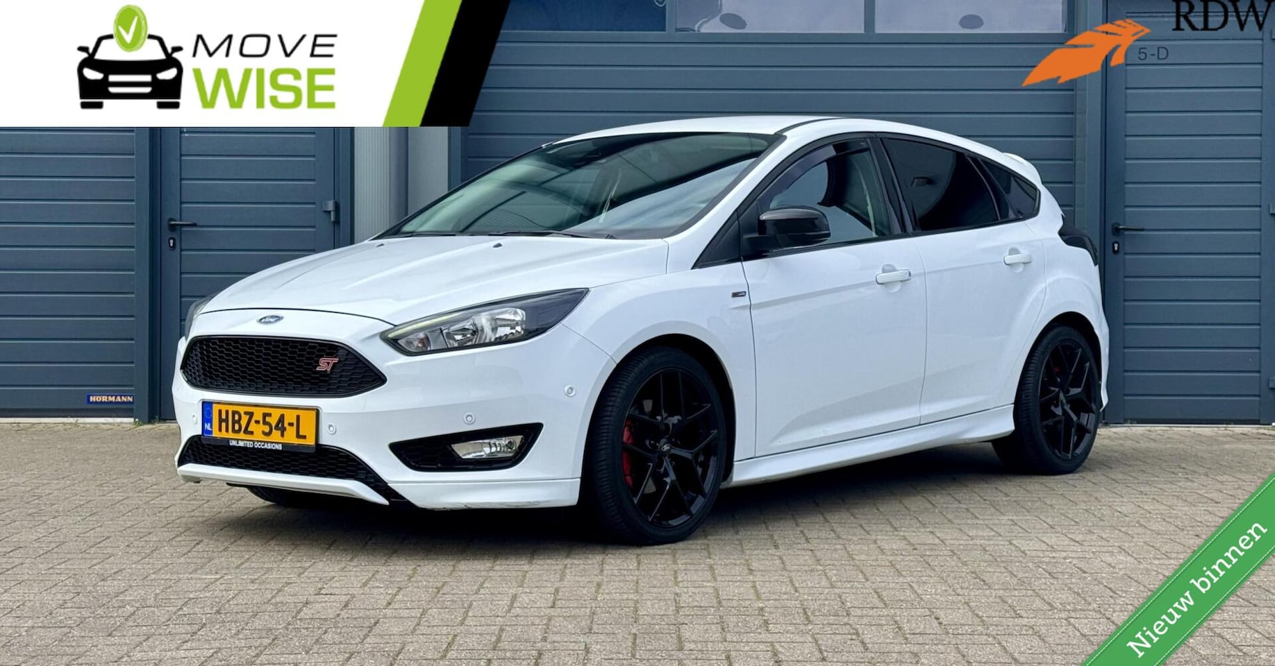 Ford Focus - 1.5 -4 Cil. 150pk | ST LINE | 149.000 KM | Camera | Cruise | Trekhaak | Rijklaar & Riem v. - AutoWereld.nl
