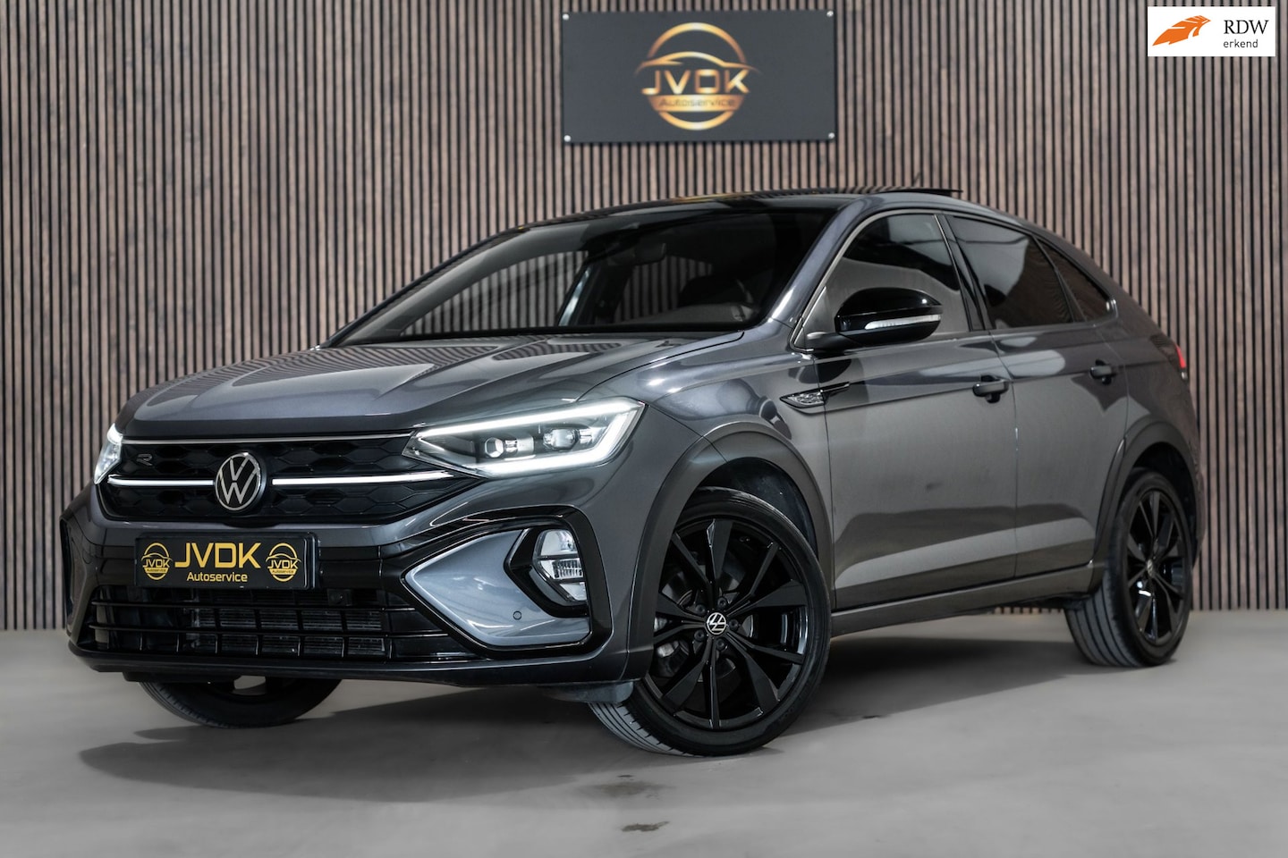 Volkswagen Taigo - 1.5 TSI R-Line IQ DSG PANO CAMERA FULL OPTIES - AutoWereld.nl