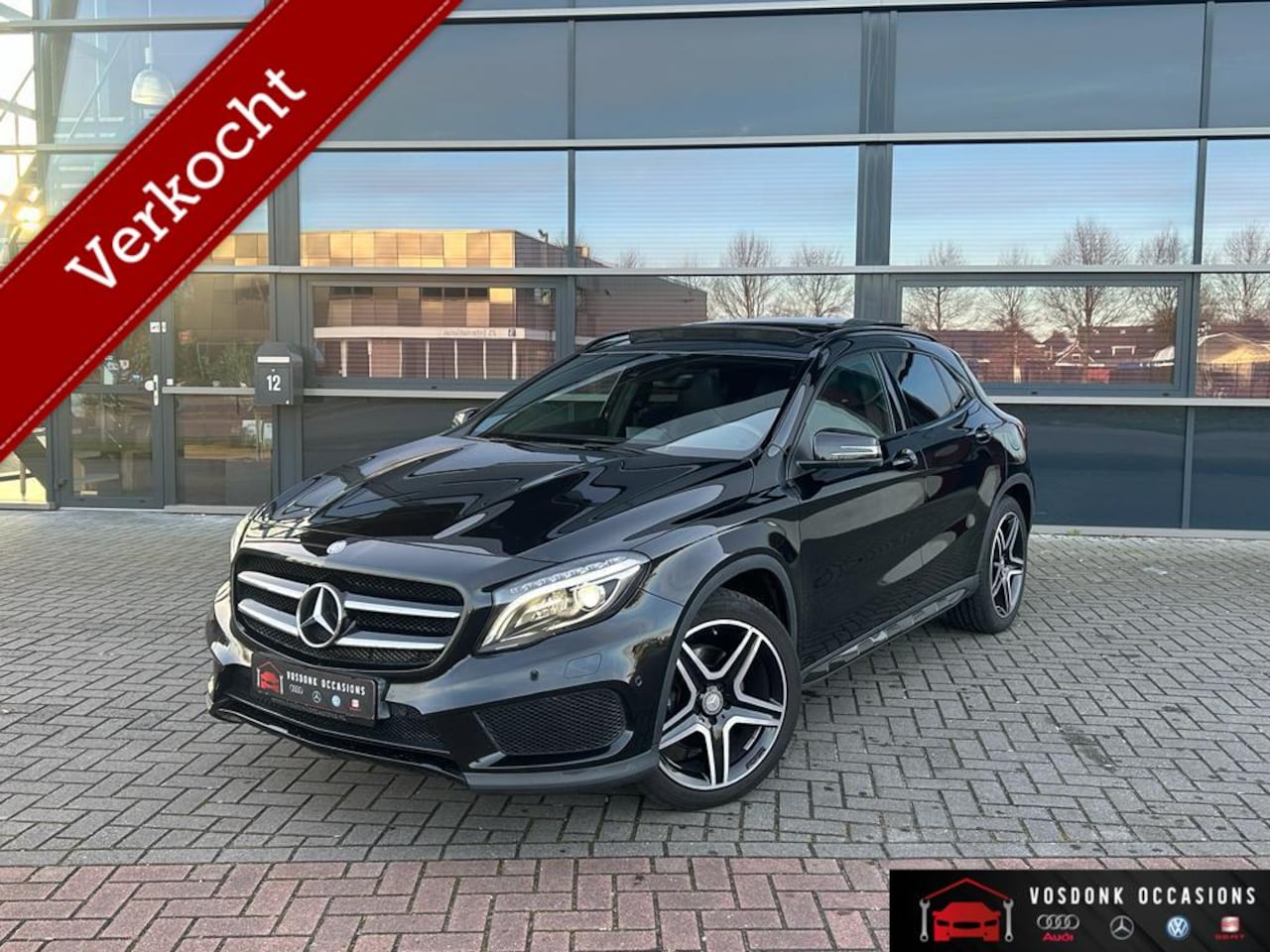 Mercedes-Benz GLA-Klasse - 250 AMG/pano/memory/camera/full option! - AutoWereld.nl