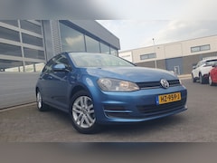 Volkswagen Golf - 1.2 TSI Trendline