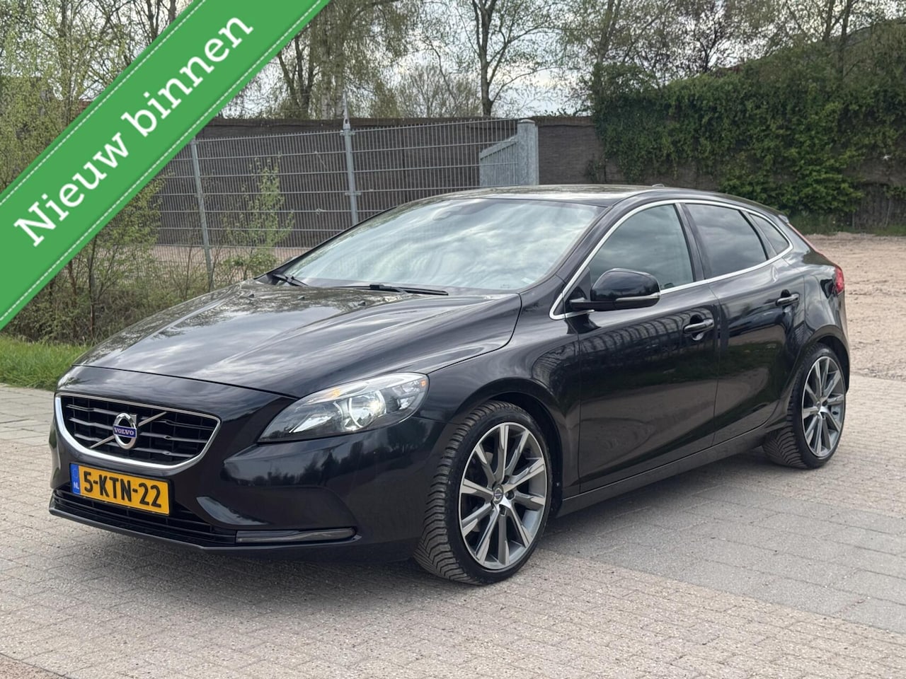 Volvo V40 - 1.6 D2 Summum AURCO CRUISE PSENSOR STOELVERWARMING - AutoWereld.nl
