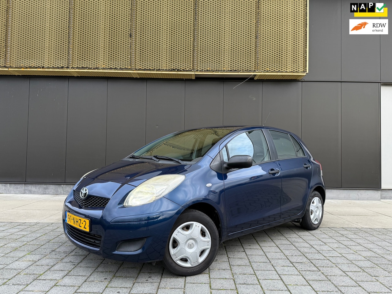 Toyota Yaris - 1.0 VVTi Acces | Airco | Elektr ram | Trekh | 5 deurs | Distr v.v. | Nwe APK - AutoWereld.nl