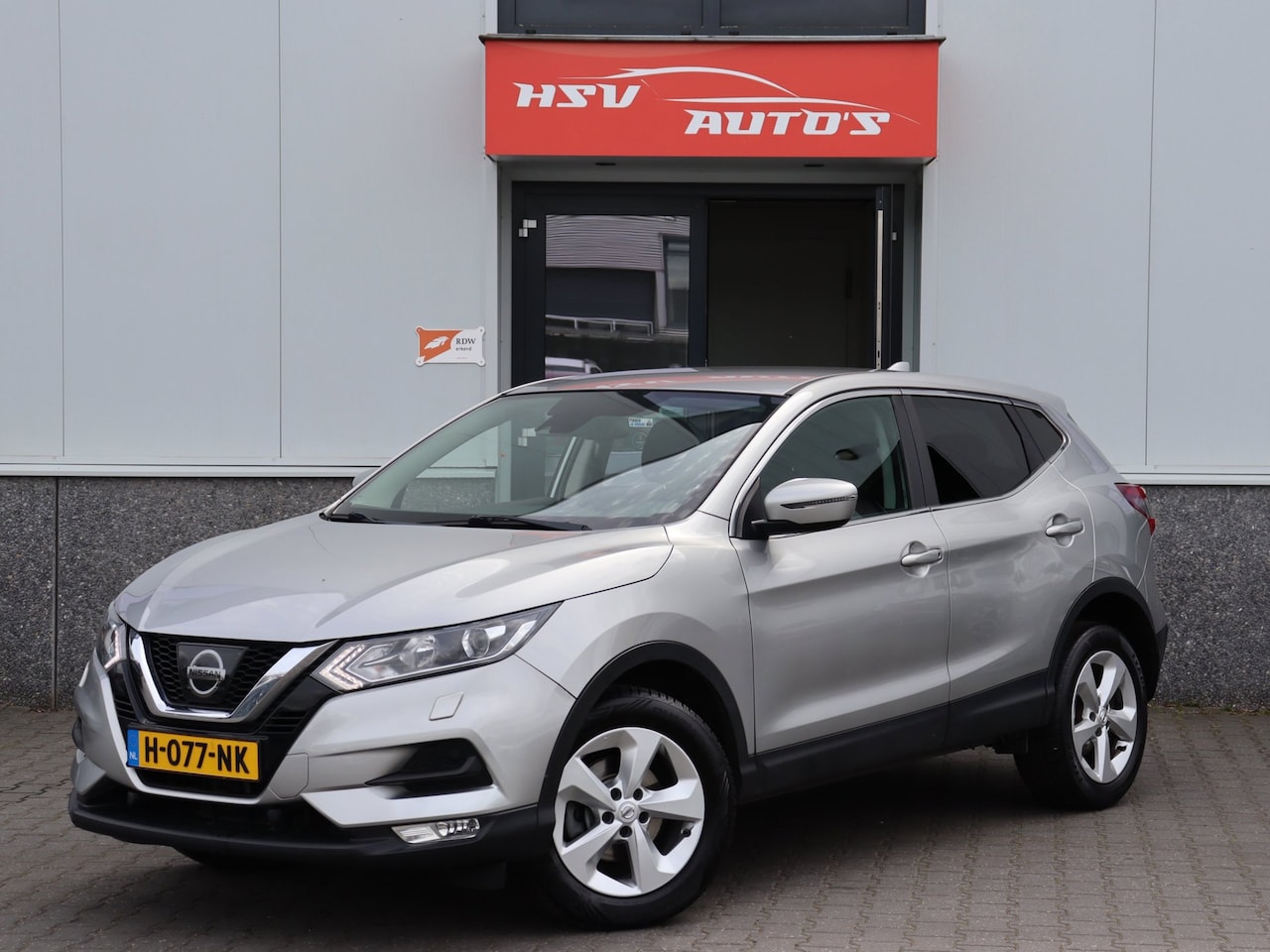 Nissan Qashqai - 1.2 N-Connecta navi LM camera automaat - AutoWereld.nl