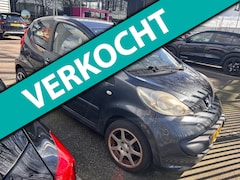 Peugeot 107 - 1.0-12V XR airco elek ramen