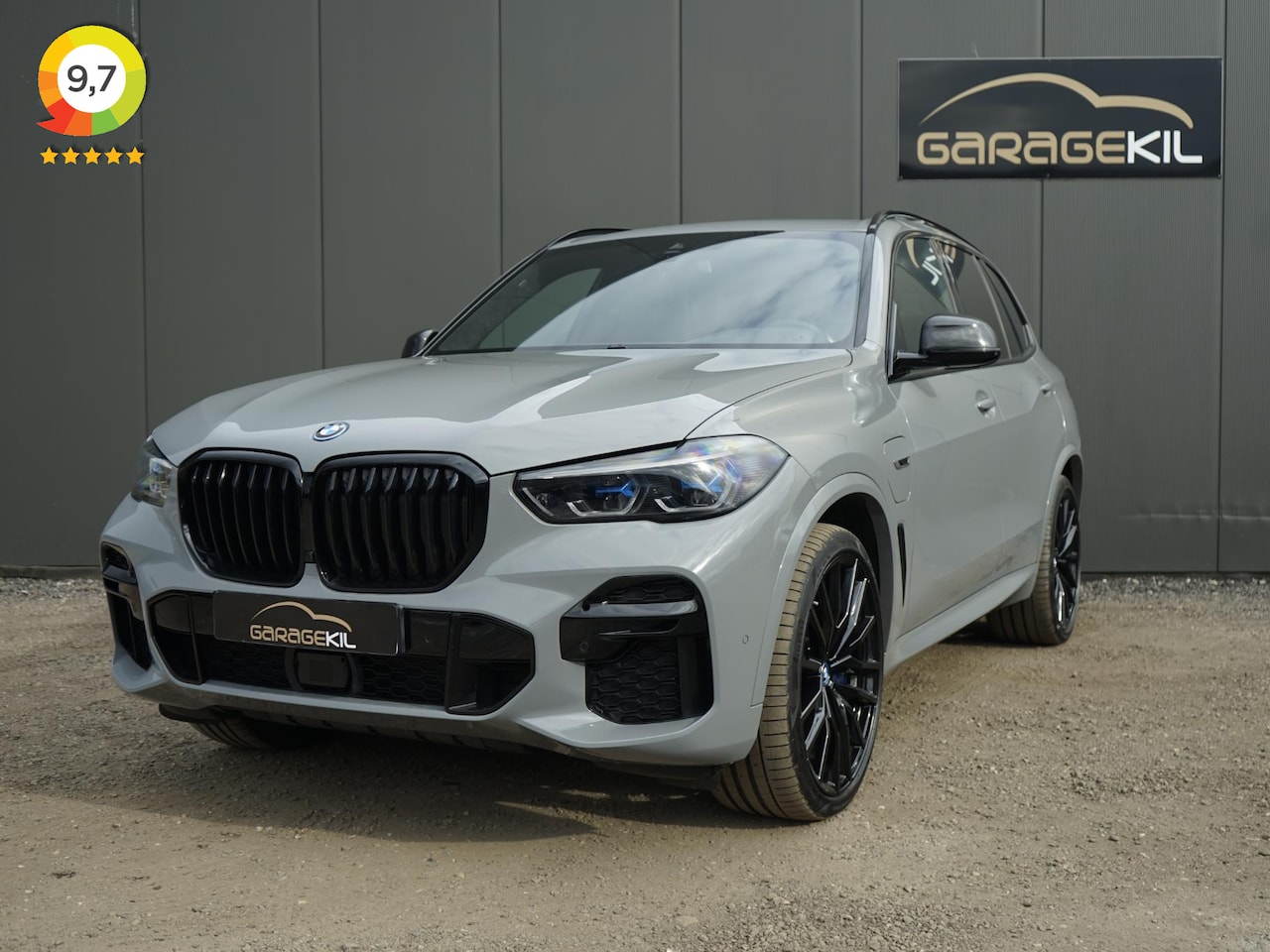 BMW X5 - xDrive45e Dealonderh. / M-Sport / Individual Nardo Grey / Merino / Carbon / Alcantara Heme - AutoWereld.nl