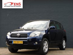Toyota RAV4 - 2.0 VVTi Executive 4x4 LEER STOELVERWARMING NAVI CLIMA CRUISE TREKHAAK