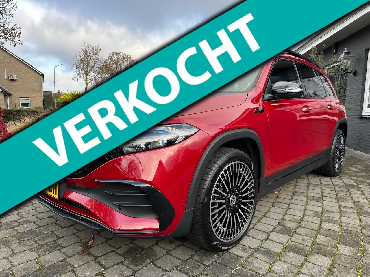 Mercedes-Benz EQB - 250 AMG Line, BTW! Pano, 7pers,VOL! - AutoWereld.nl