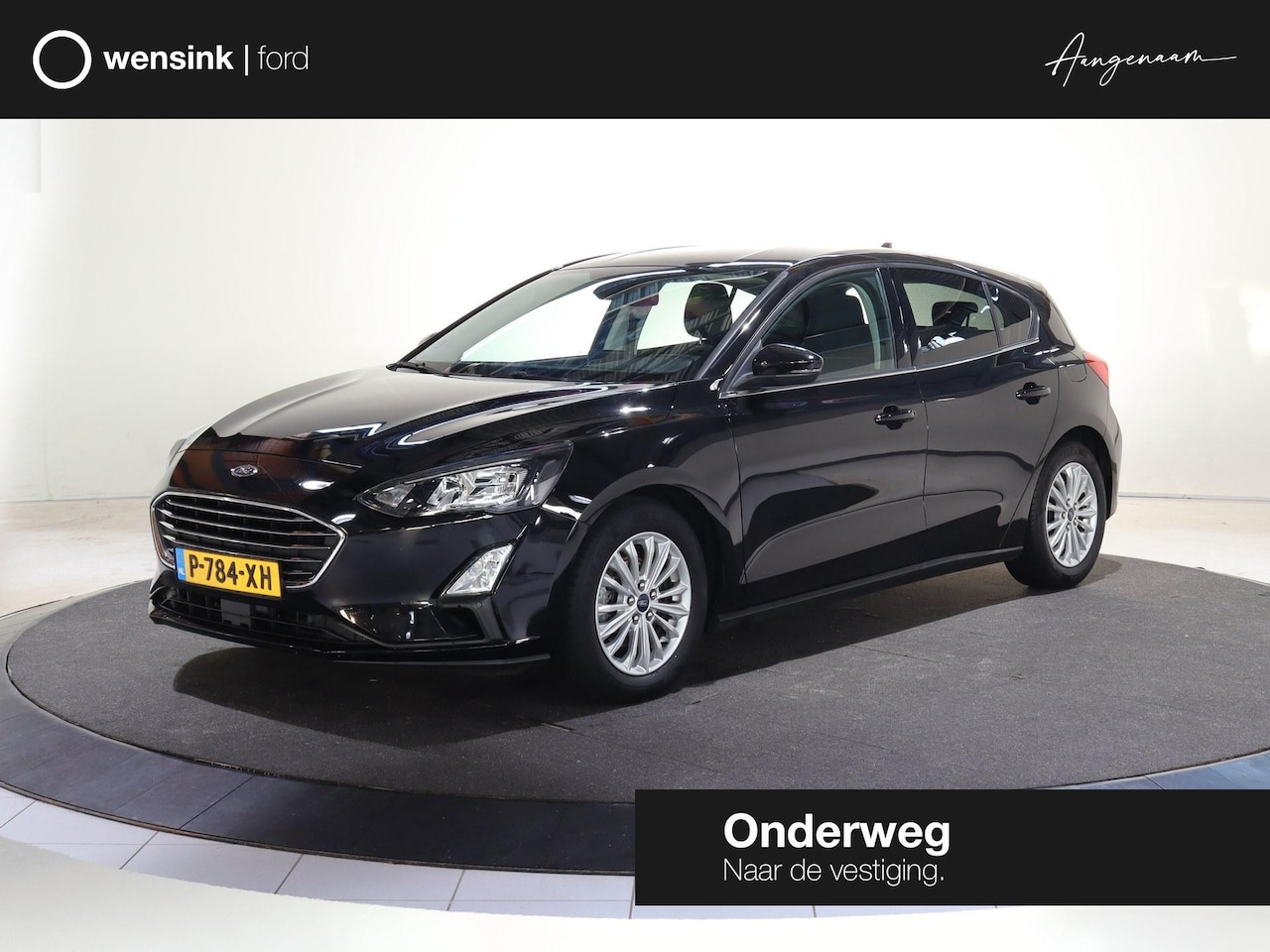 Ford Focus Wagon - 1.0 EcoBoost Titanium Business | Navigatie | Parkeercamera | Climate Control | Cruise cont - AutoWereld.nl