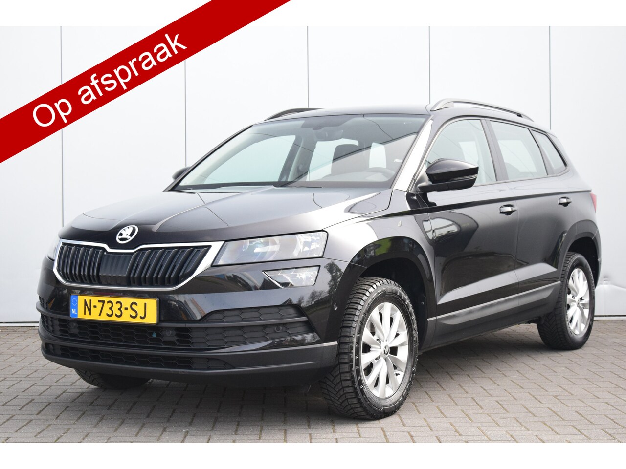 Skoda Karoq - 1.5 TSI ACT Business Edition Navi/Dab Pdc/Voor/Achter/Assistent Stoelverwarming - AutoWereld.nl
