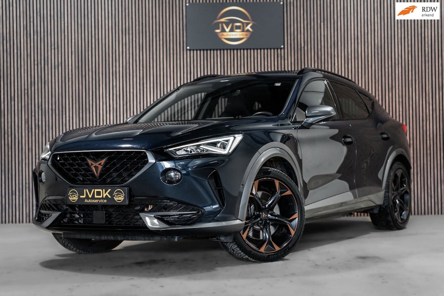 CUPRA Formentor - 1.4 e-Hybrid VZ Performance PANO LED CAMERA NAVI 2022 - AutoWereld.nl