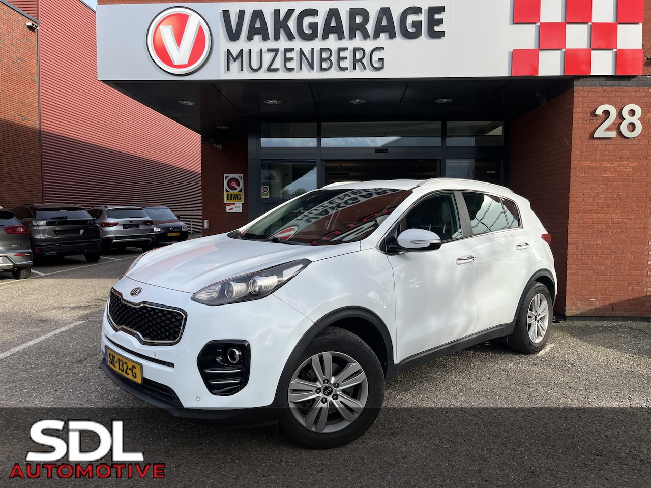 Kia Sportage - 1.6 GDI Design Edition // LED // JBL AUDIO // KEYLESS // LEDER+ELEK. STOEL // NAVI+CARPLAY - AutoWereld.nl