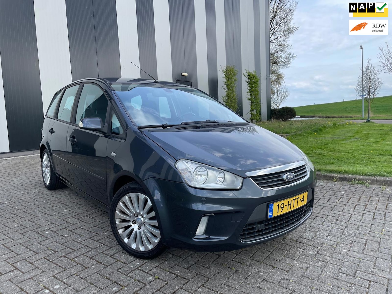 Ford C-Max - 1.6-16V Titanium 2e Eigenaar-Clima-Cruise-Pdc-Lmv-Trekhaak - AutoWereld.nl