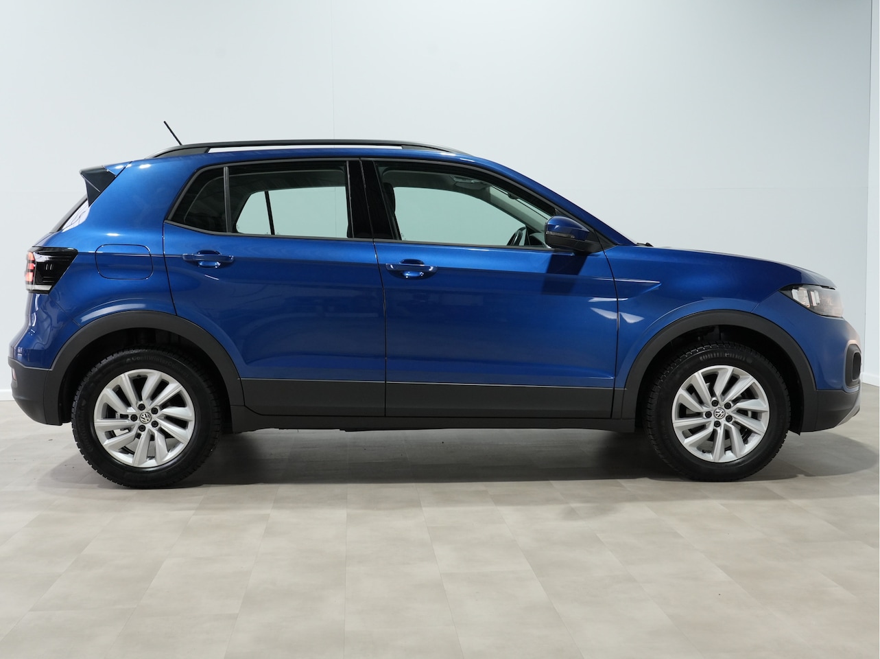 Volkswagen T-Cross - 1.0 TSI Life Navigatie Acc Front/Sideass. Bluetooth Lm Velgen 3 - AutoWereld.nl