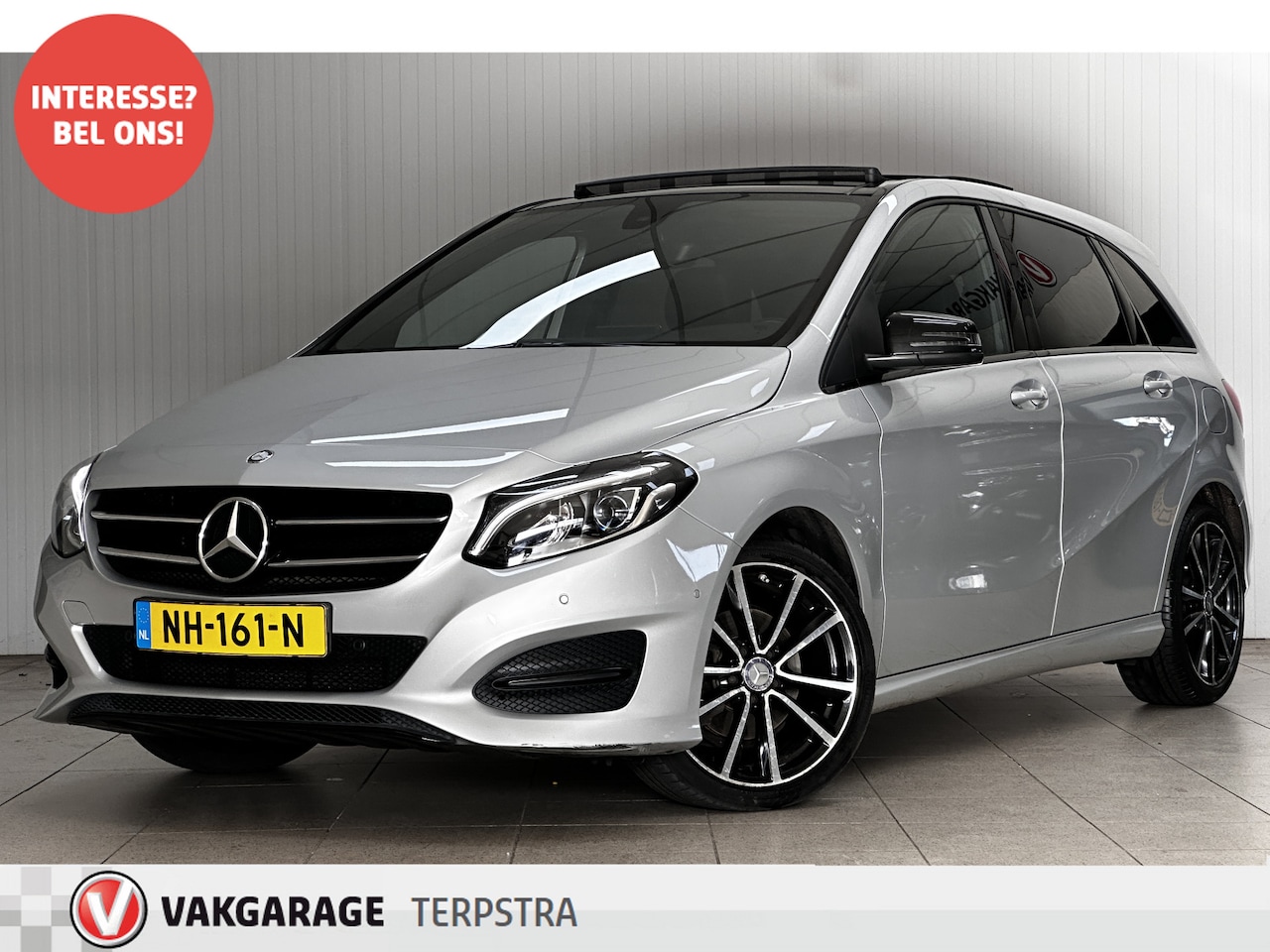 Mercedes-Benz B-klasse - 180 Ambition/ Trekhaak/ Panorama-Dak/ Panorma-Dak/ 18'' LMV/ LED Koplampen/ LEDER/ Stoelve - AutoWereld.nl