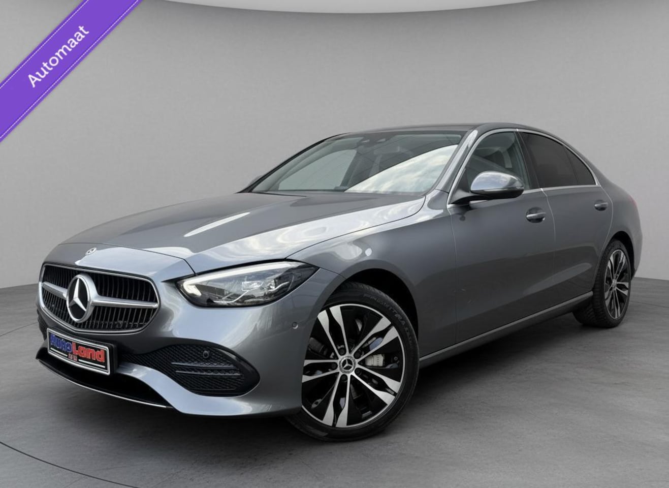 Mercedes-Benz C-klasse - 300 e Carplay Cruise Led Leer Camera 2022 Eerste eigenaar Perfecte Staat Vol Opties Nieuw - AutoWereld.nl