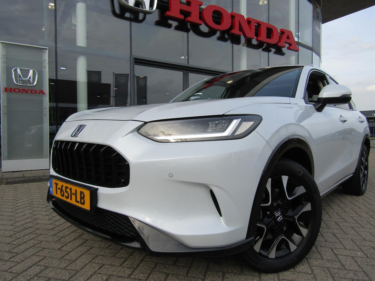Honda ZR-V - 2.0 Full Hybrid 184pk Aut Advance, Allweatherbanden - AutoWereld.nl