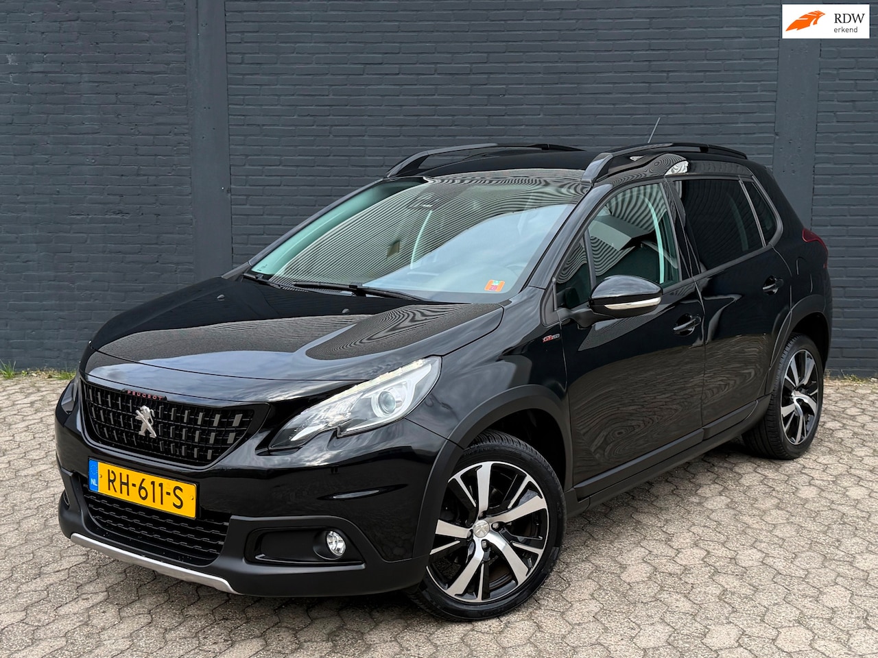 Peugeot 2008 - 1.2 PureTech GT-line|CARPLAY|CAMERA|LEER|CLIMA|CRUISE - AutoWereld.nl